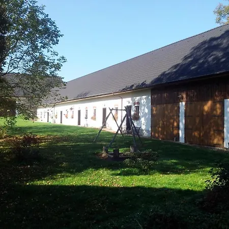 فندق Castle Mlyn Maderovka