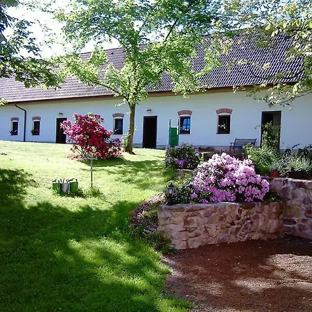 Castle Mlyn Maderovka فندق