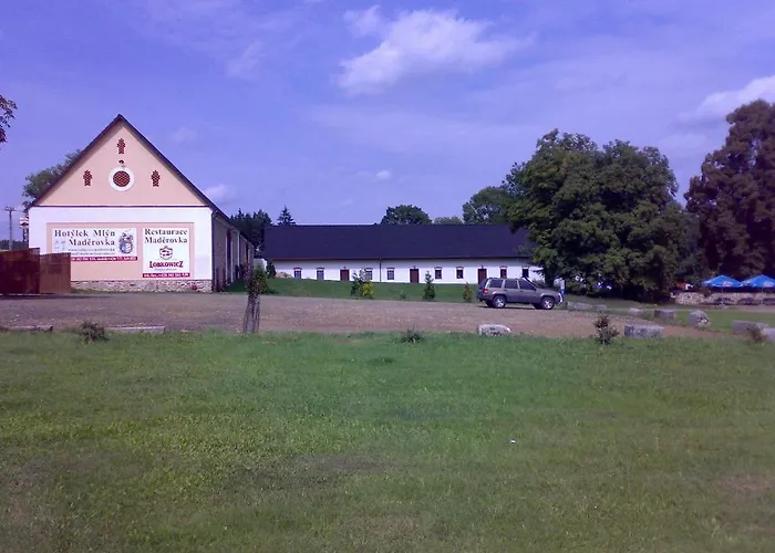 Castle Mlyn Maderovka